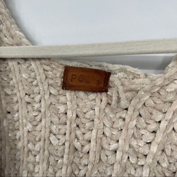 POL Soft Shaggy Grunge Chunky Chenille Oversized V-neck Popover In Beige - Picture 2 of 11